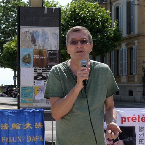 '图5:纳沙泰尔市大议会前议长让·保罗·韦特斯坦(Jean Paul Weittstein)'