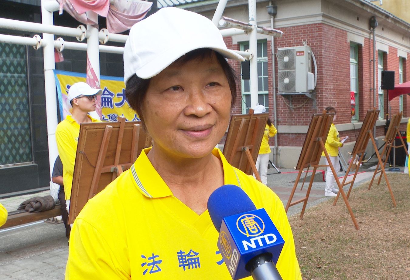 '图10:退休校长陈淑绸分享自己修大法对身体健康与心性提升有很大助益,想把这么好的功法让更多人认识。'