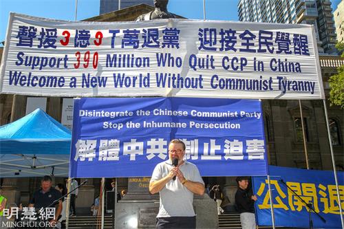 图4:维州自由党党鞭、上议院资深议员菲恩(Bernie Finn)先生。