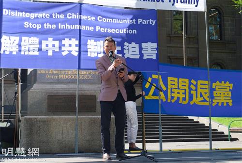 图8:维州维吾尔协会主席奥斯曼(Alim Osman)先生。