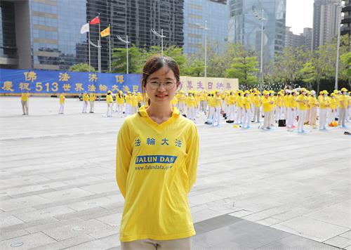 图5:八月将开始从医的王琼仪推荐人们来学炼法轮功。