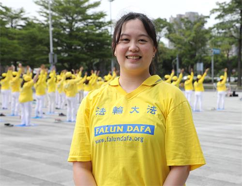 图7:杨沂臻在大学同学眼中是个人缘佳、脾气好的女孩。