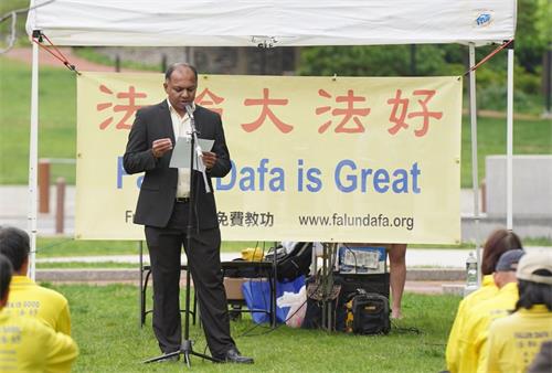 '图6:软件工程师桑托什(Santhosh)在分享自己的修炼体会。'