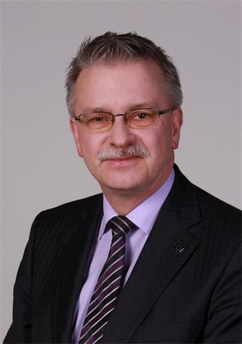 '图1:密歇尔‧戛勒(Michael Gahler)'
