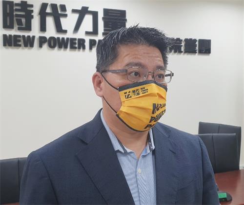 '图11: 人权律师,邱显智立委表示,只要坚持就会看到希望。'