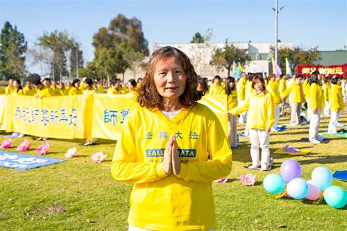 图6:简·安德森说:“修炼后我的生活发生了一百八十度的改变。”