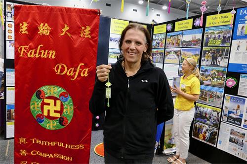图8:斯科特(Scott ):祝福法轮功学员,感谢法轮功学员所做的一切。