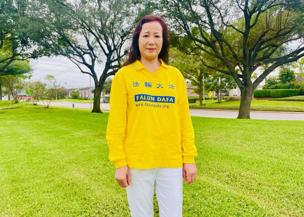 图2:梁华在中秋之际,感谢师尊给了她第二次生命,并恭祝师父中秋节快乐!
