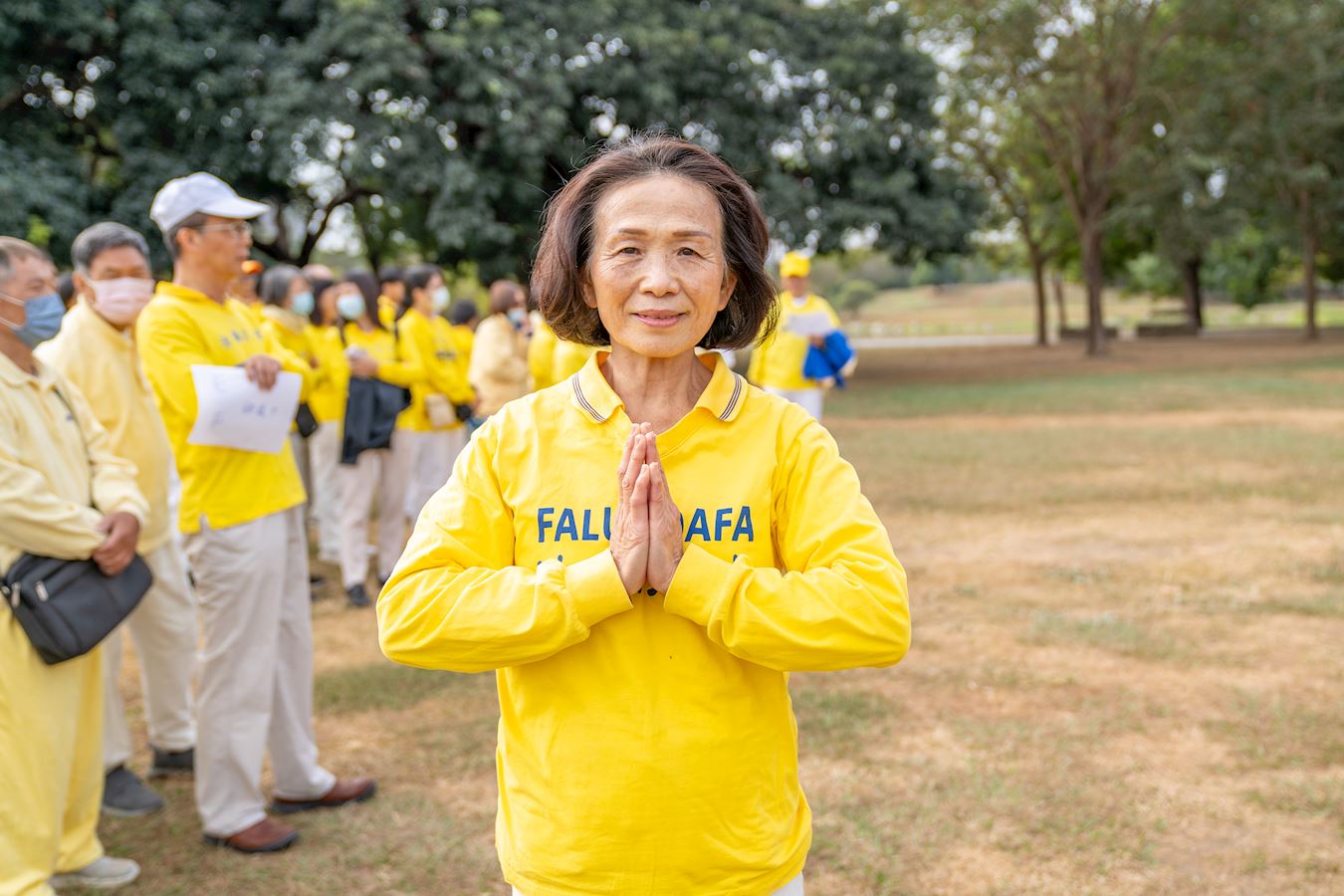 '图5:退休的小学老师梅娣,绝处逢生,谢谢师父慈悲救度。'