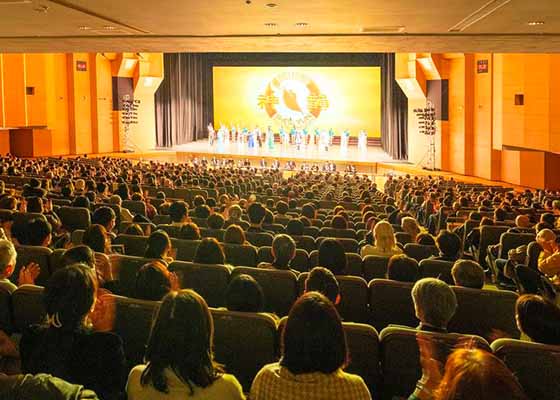 神韵日本开演 观众感悟传统找到希望