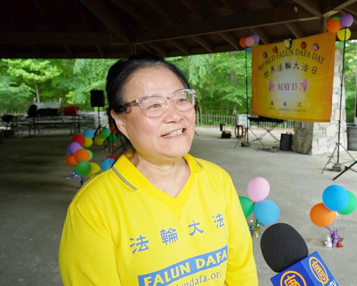 图7:张女士说了当年师父来到此地讲法时白云汇聚的奇景。