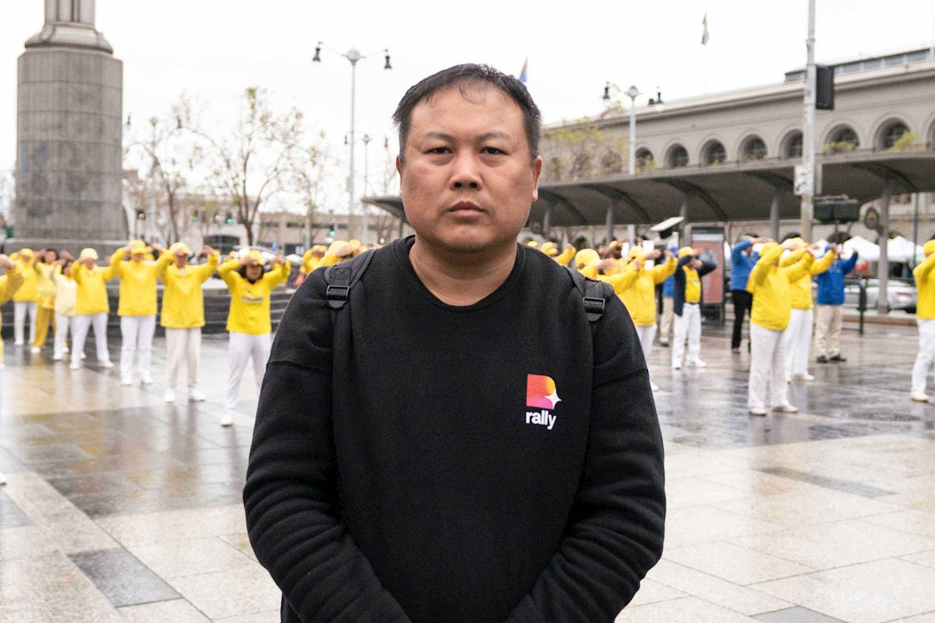 '图30:刚从中国大陆逃到美国的高志彬表示,翻墙上国外的网站,才了解到真相'