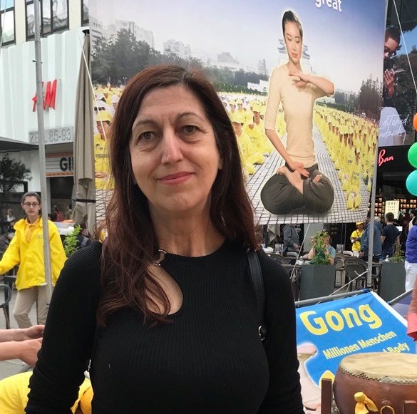 图14:玛丽安娜(Marianna)希望所有的人都来实践真、善、忍。