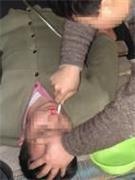 '酷刑演示:灌食'