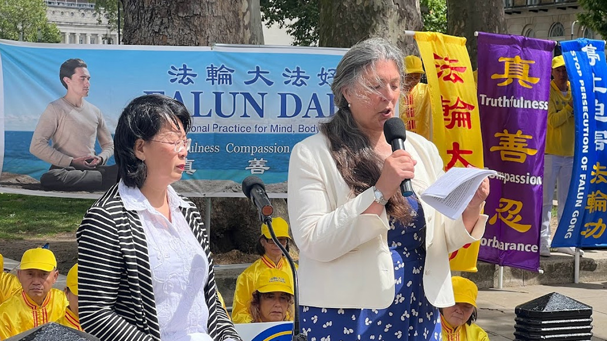 图8:宣读了多位国会议员发来的支持信函