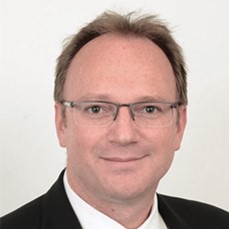 图7:联邦议会国民院议员托马·布拉西(Thomas Bläsi)