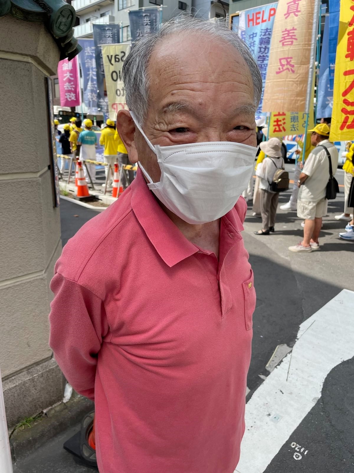 图8:佐佐木先生他说:“游行非常棒。”