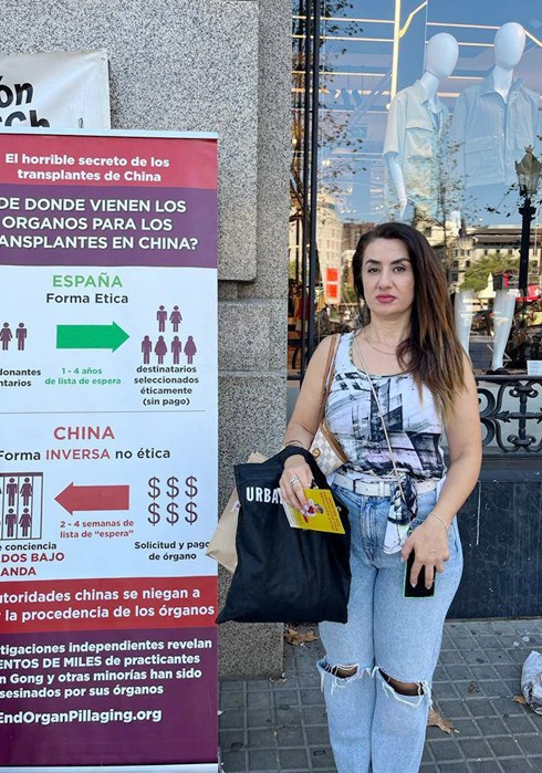 图2:吉库拉什维莉(Jikurashvili)女士表示,绝对不允许这种罪恶再继续下去!
