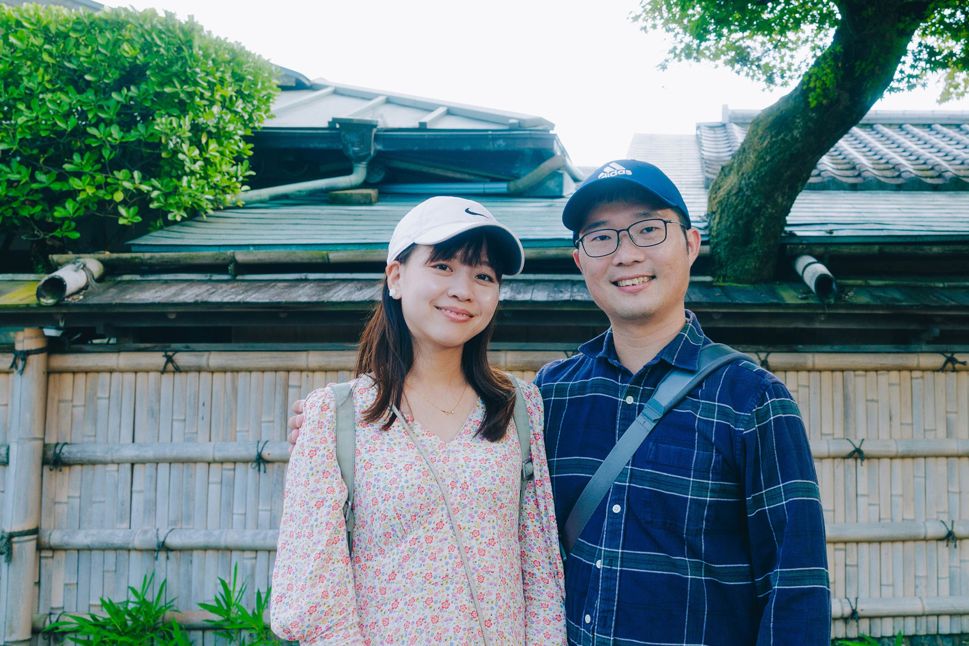 图1:中医师蓝士哲和护理师李翊绫一心向往大法修炼,因参加活动相识相知而缔结良缘。