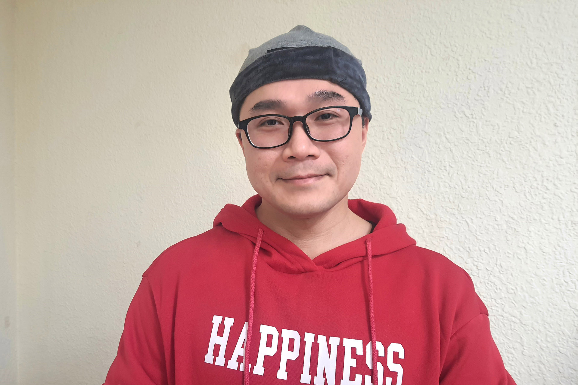 图3:媒体人姚言骏修炼之后变得祥和平静。