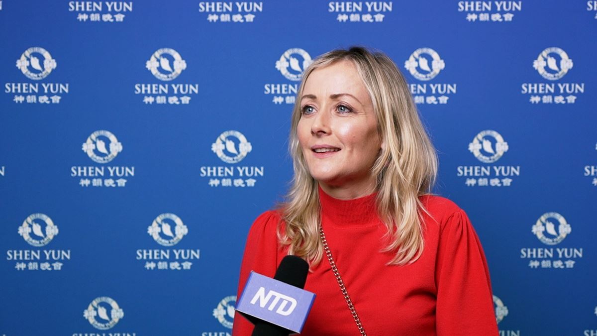 '图5:玛蒂娜·高斯(Martina Goss)说:“演出非常美丽,令人振奋,鼓舞人心。”(新唐人电视台)'