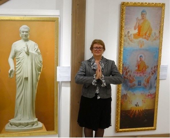 '图3:博物馆专家伊维琳娜。罗曼诺娃(Ivelina Romanova)表示:“法轮大法给了我健康的身体,教会我更加宽容地对待我的亲人和生活中遇到的人。”'