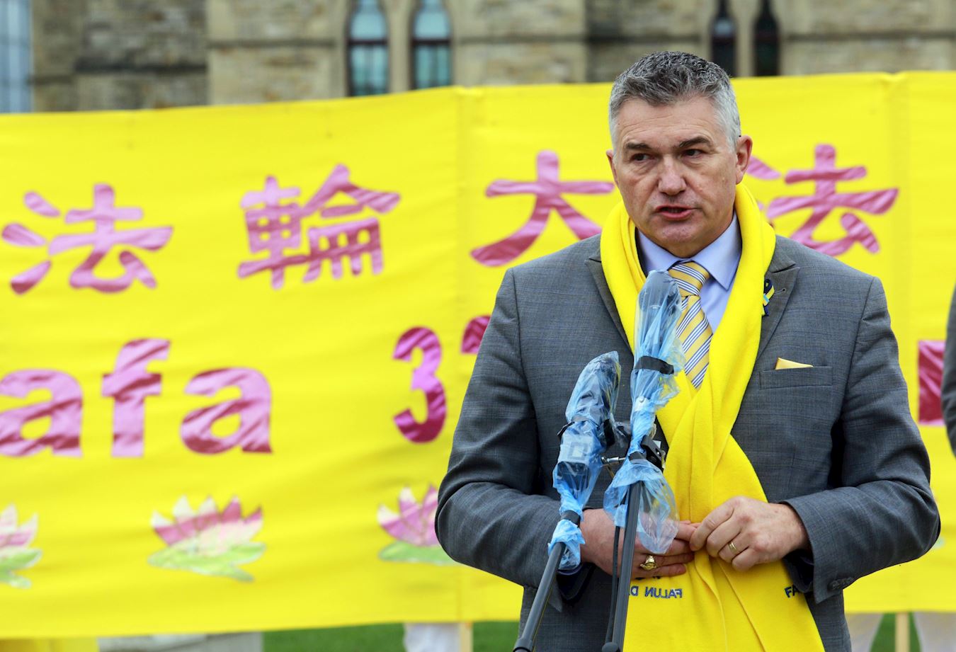 '图4:国会议员詹姆斯·贝赞(James Bezan)'