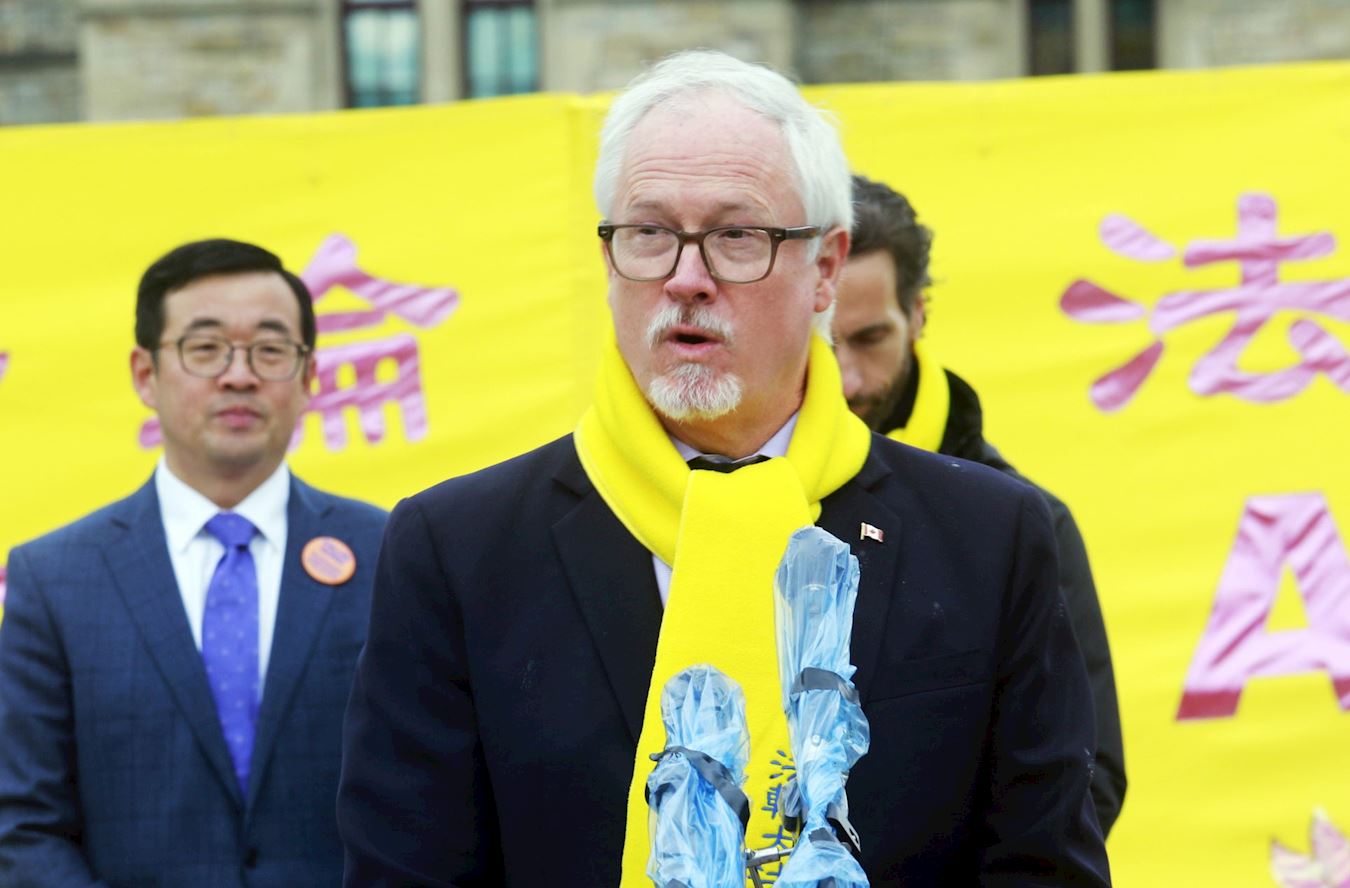 '图12:国会议员科林﹒加里(Colin Carrie)'
