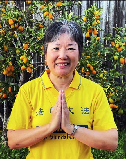 图15:西托女士(Kim Seeto):“衷心祝愿师父生日快乐!” “世界法轮大法日快乐!”