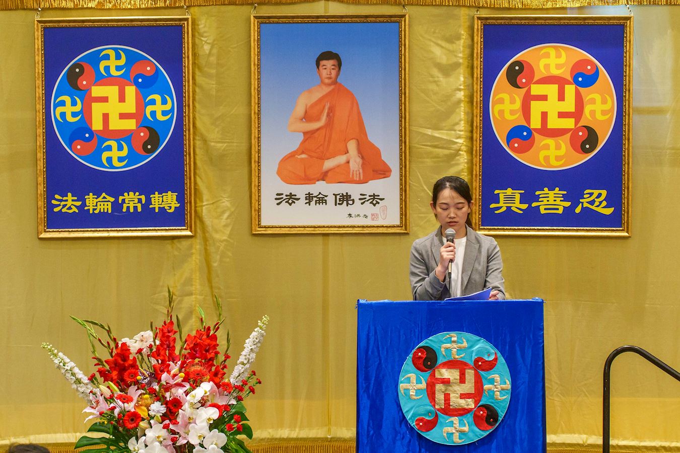 '图3~6:温哥华法轮大法修炼心得交流会多位各族裔学员分享了自己在不同的环境的修炼心得。'