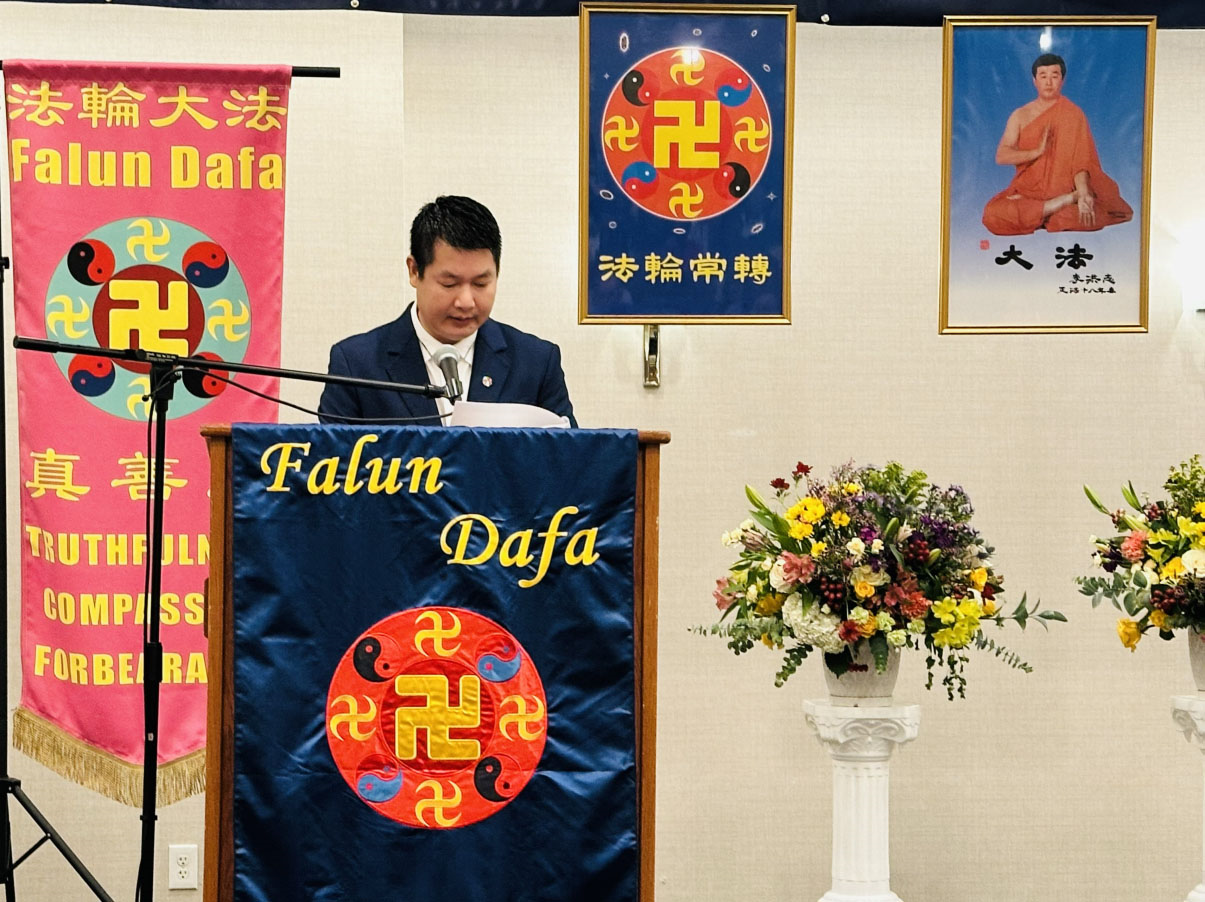 图2~7:法轮功学员交流心得体会