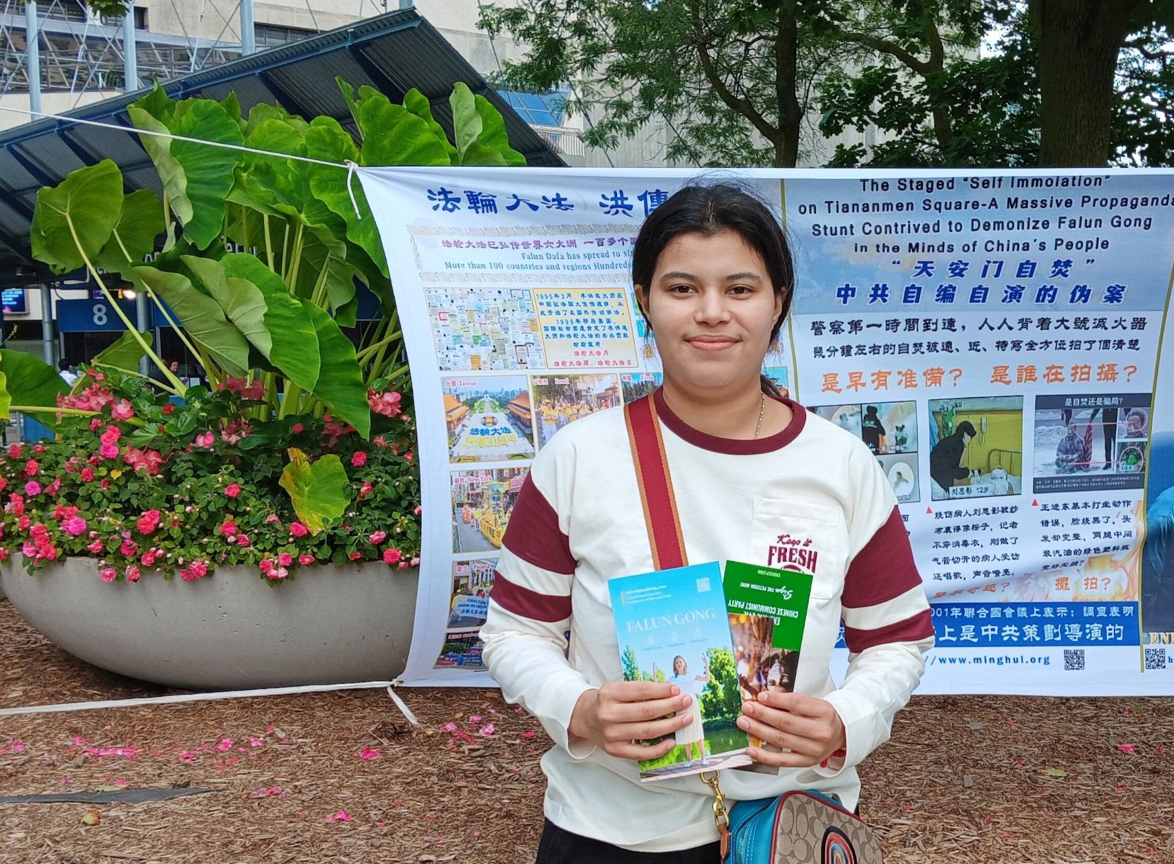 图6:布雷坦尼亚分享自己炼功时体验到了平和,她从学员的言行中获得了归属感