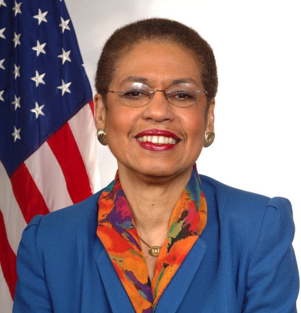 '图1:美国首都华盛顿的国会众议员埃莉诺·霍姆斯·诺顿(Eleanor Holmes Norton)'