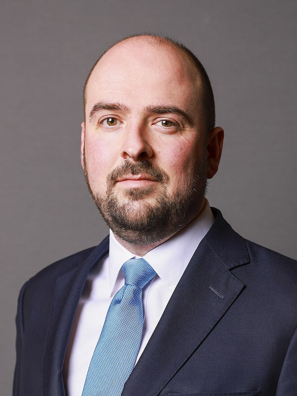 图2:英国保守党党鞭(议会事务协调人)和影子支付大臣理查德·霍尔登议员(The Rt. Hon. Richard Holden MP)。