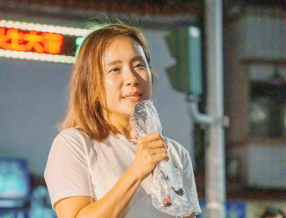 图10:台南市前观光旅游局局长郭贞慧表示,我们应该联合更多的国家制止迫害。